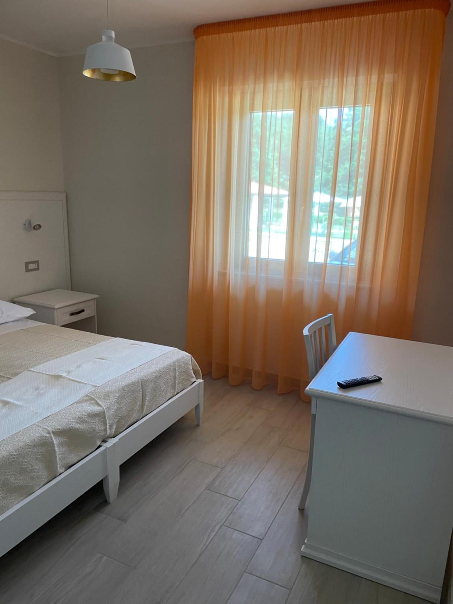 Fd Lorichella Hotel Lorica Luaran gambar