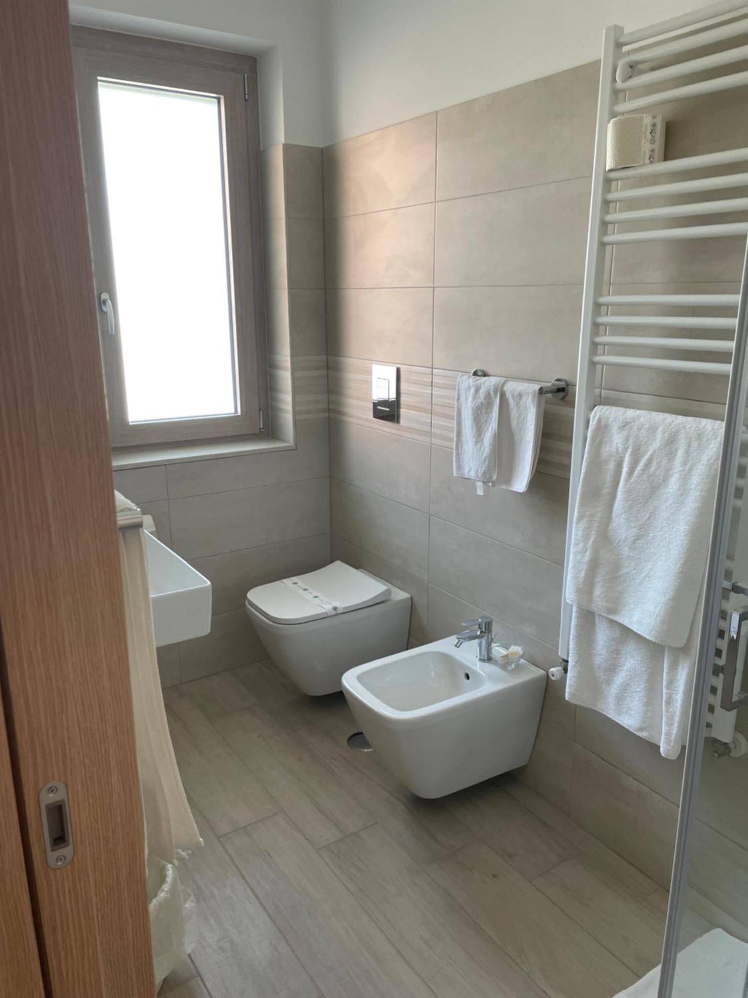 Fd Lorichella Hotel Lorica Luaran gambar
