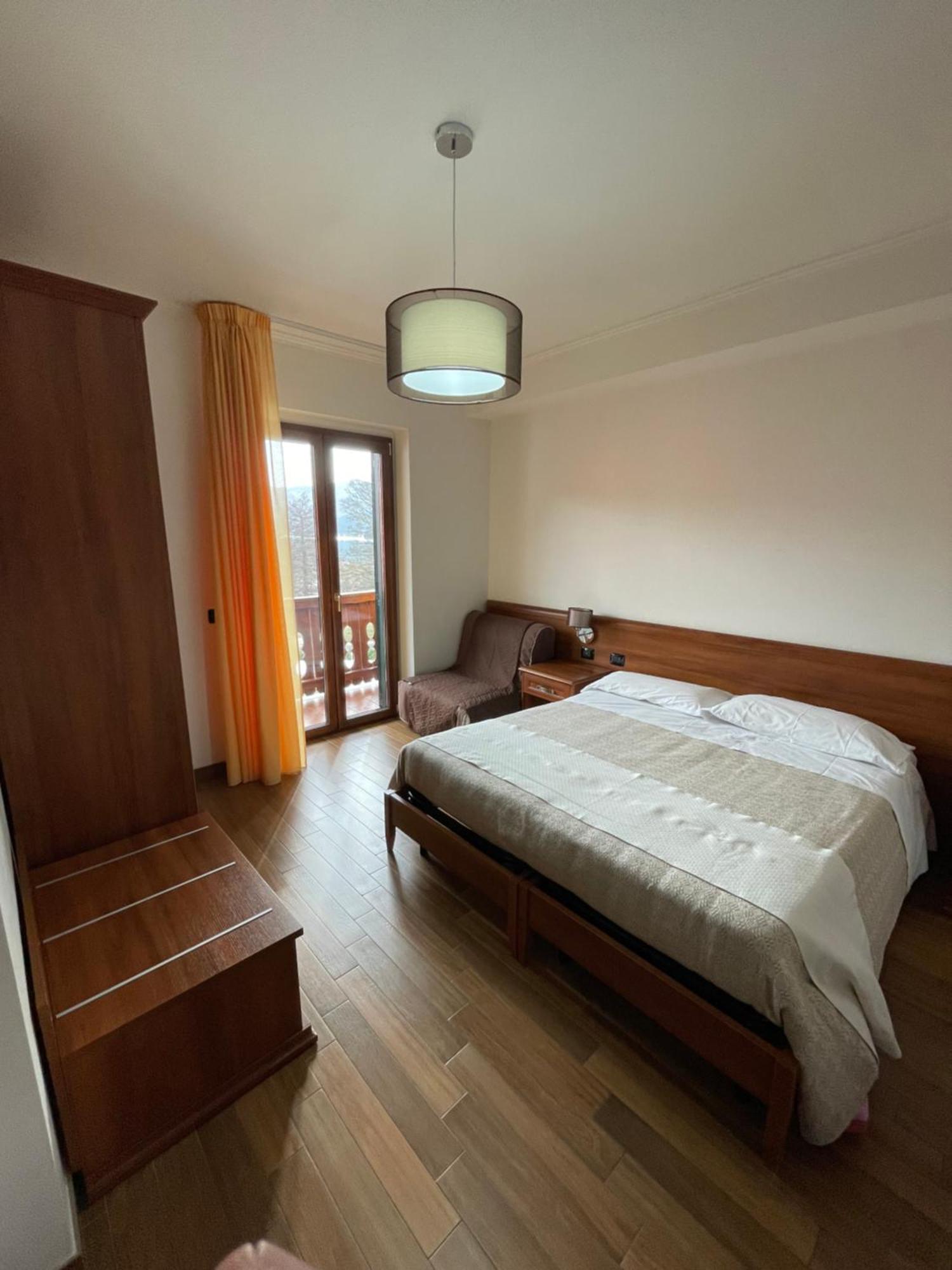 Fd Lorichella Hotel Lorica Luaran gambar